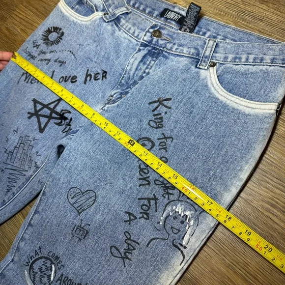 Vintage 90's Laundry Shelli Segal Graffiti Doodle
Print Straight Leg Jeans Sz 6 - Picture 6 of 12